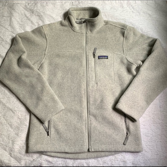 Patagonia Jackets & Blazers - SOLD! Cream/grey Patagonia fleece